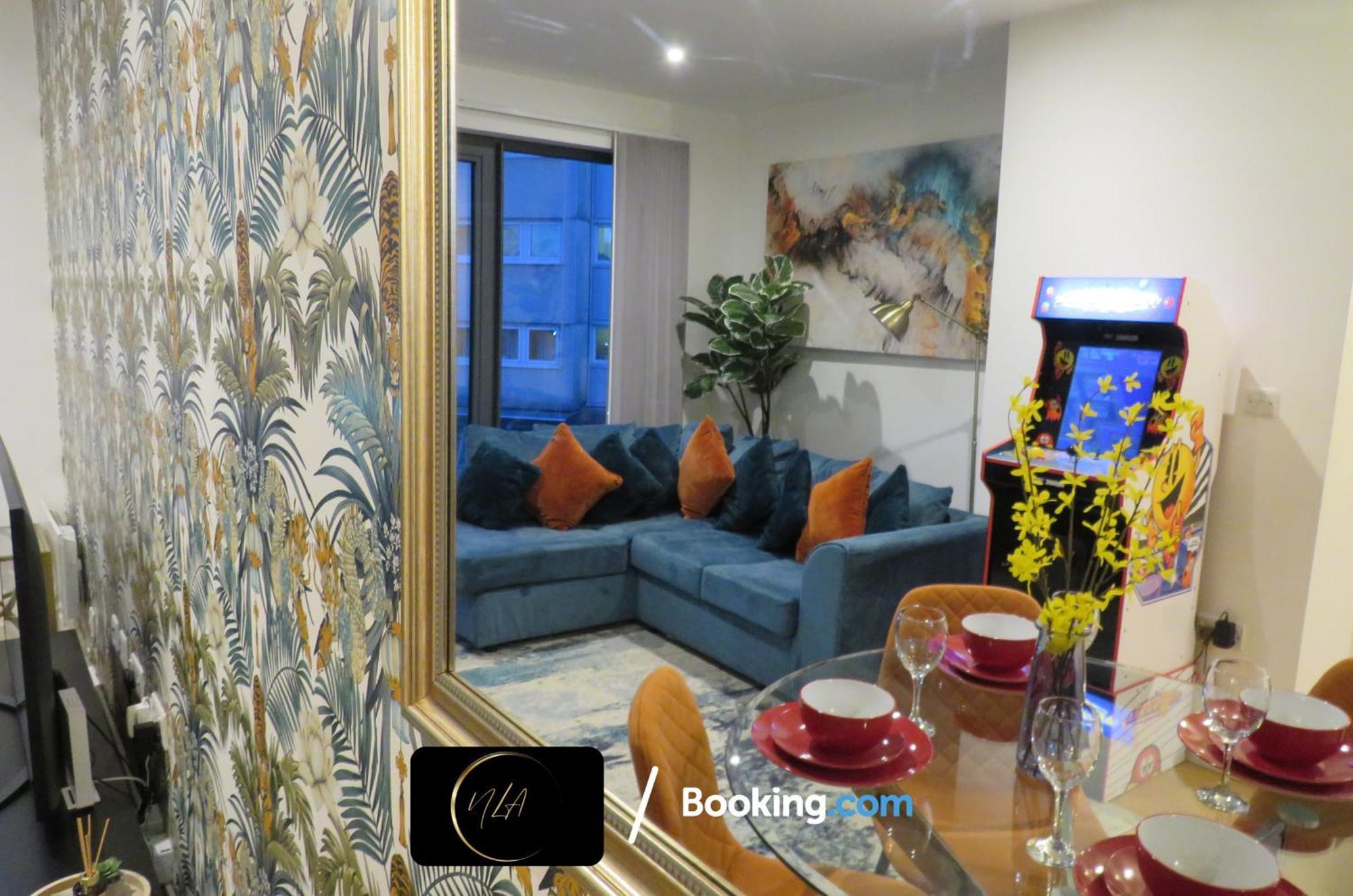 City Centre Apartment With Free Parking, 2 Bathrooms, Netflix And Wifi - Suitable For Contractors And Families - By Noor Luxury Accommodations 伯明翰 外观 照片