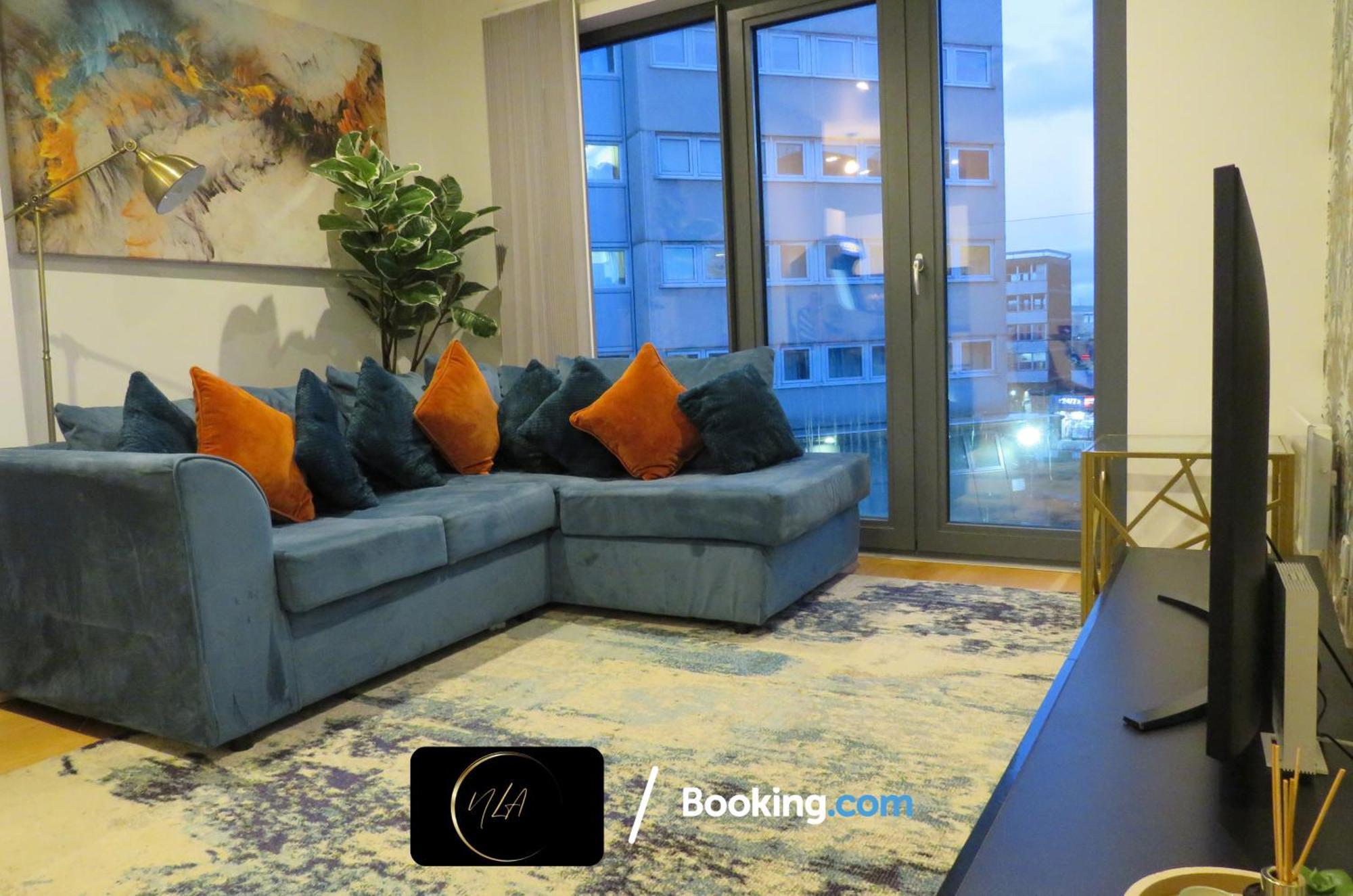 City Centre Apartment With Free Parking, 2 Bathrooms, Netflix And Wifi - Suitable For Contractors And Families - By Noor Luxury Accommodations 伯明翰 外观 照片