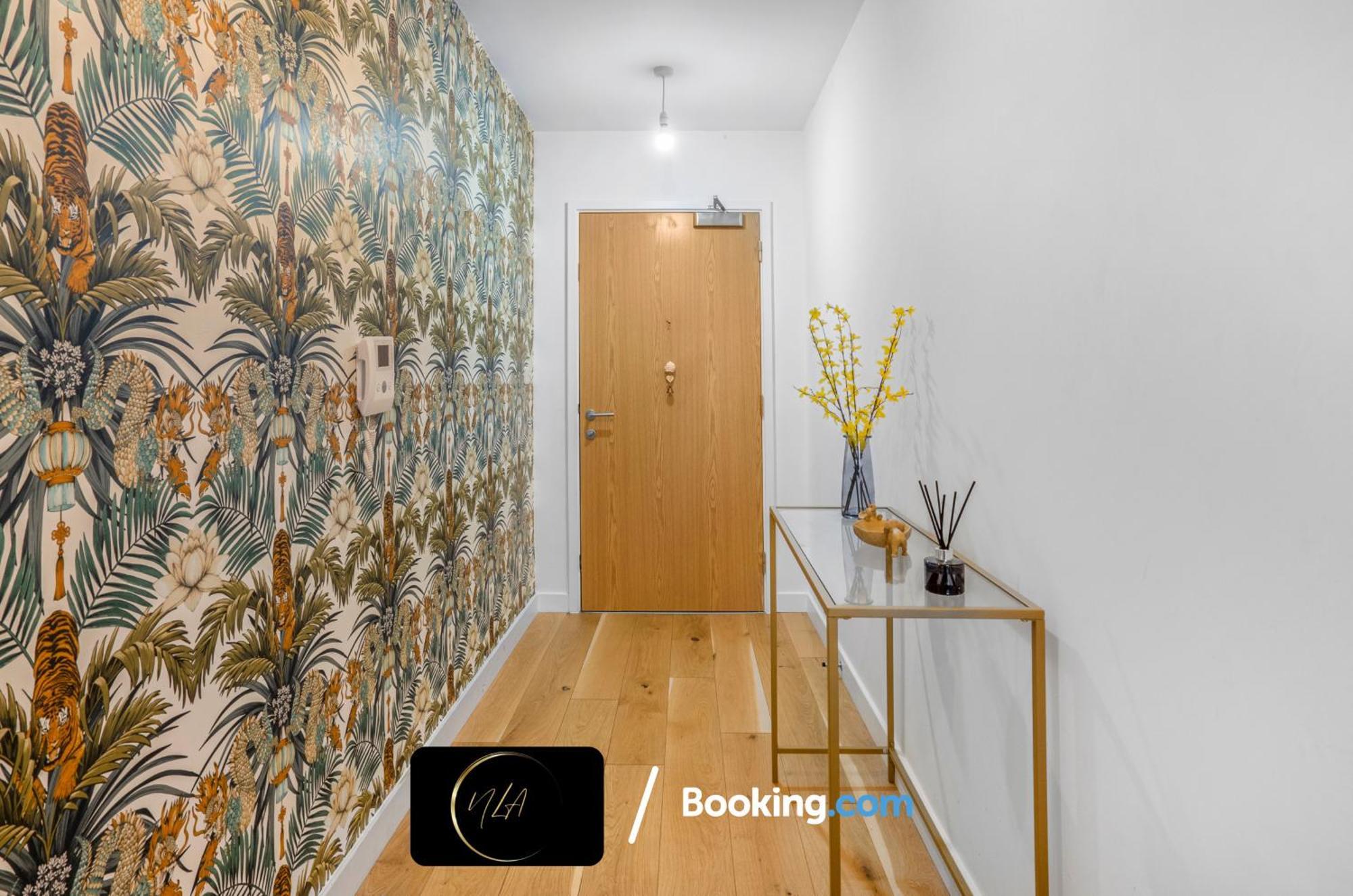 City Centre Apartment With Free Parking, 2 Bathrooms, Netflix And Wifi - Suitable For Contractors And Families - By Noor Luxury Accommodations 伯明翰 外观 照片